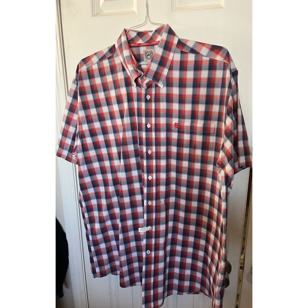 Mends Cinch XL Button Down Red White Blue Plaid Short sleeve Shirt